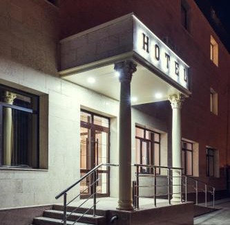 Nur-Sultan Hotel | Budget-Friendly Comfort at Come INN with Family Amenities
