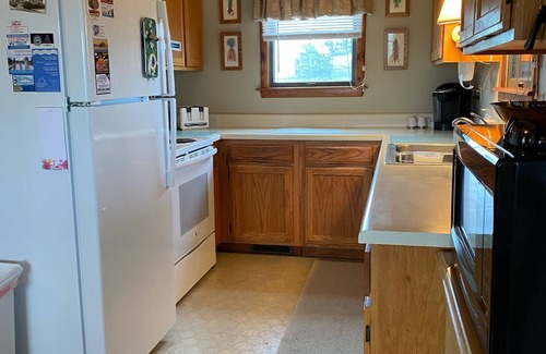 South Nags Head Cottage | Experience Oceanfront Bliss with Breathtaking Sunset Views