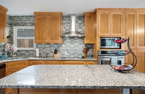 Aransas Pass House | Come, Relax, and Welcome to The Giggling Marlin!