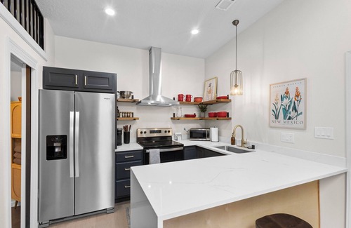 Huning Highland Historic District Apartment | Come Relax in the Lofts at Arno! Unit B