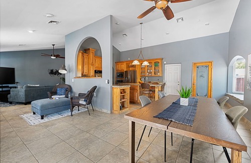Chandler House | Relax by the Pool at Palm House - Top-Rated Ocean View!