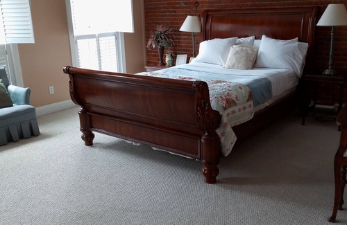 Louisiana Bed & Breakfast | Explore Our Historic Town with Oceanfront Amenities!