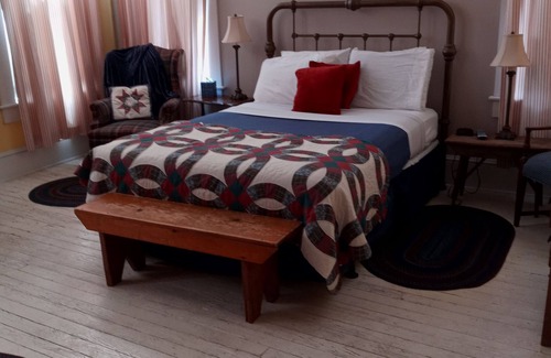 Louisiana Bed & Breakfast | Explore Our Historic Town with Oceanfront Amenities!