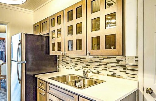 Carrabelle House | Experience Fun and Relaxation at The Lazy Dolphin I