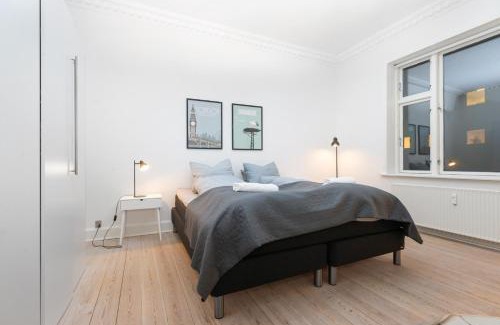 Midtbyen Apartment | Relax in a Cozy Oasis: Family-Friendly Comfort Awaits