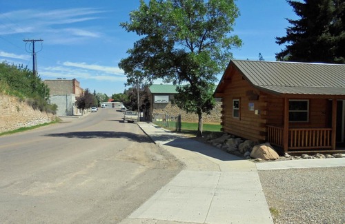Belt Cabin | Discover Historic Charm in Belt, Montana – Pet Friendly Stay