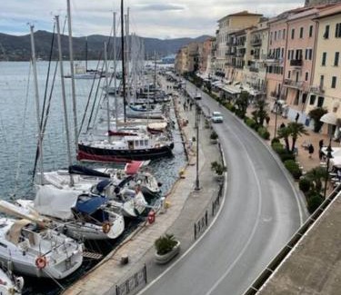 Portoferraio Old Town Apartment | Experience Comfort at Comeinbarca - 4-Star Family Haven