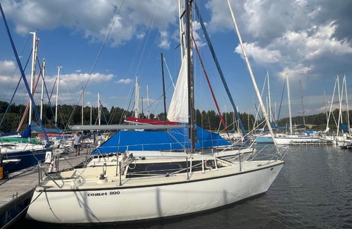 Frymburk Boat Rental | Pet-Friendly Retreat at Cometino 800 for Families