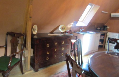 La Riviere-Saint-Sauveur Cottage | Charming Oceanfront Retreat with Private Pool & High Rating