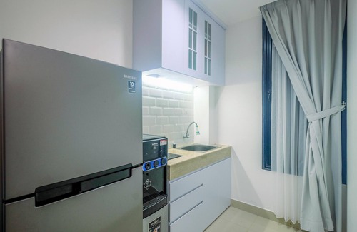 Pondokcina Apartment | Cozy 1BR Apartment at Evenciio Margonda with Pool Access