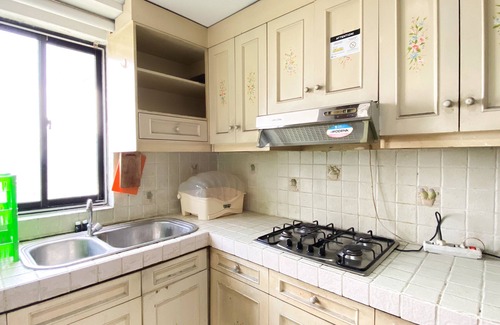 Lebak Bulus Apartment | Affordable 2Br Comfort at Bona Vista Apartment with Kitchen