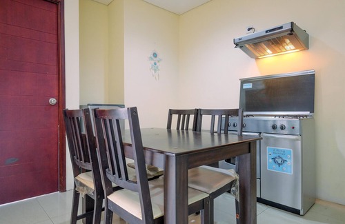 Old Jakarta Apartment | Cozy 2Br Apartment with Pool & Breakfast at Mangga Dua