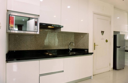 Petamburan Apartment | Welcoming 2Br Comfort at Semanggi Apartment with Pool