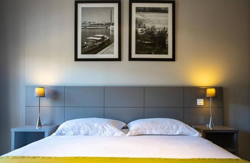 9th Arrondissement Hotel | Cozy Pet-Friendly Retreats in the Heart of Lyon!