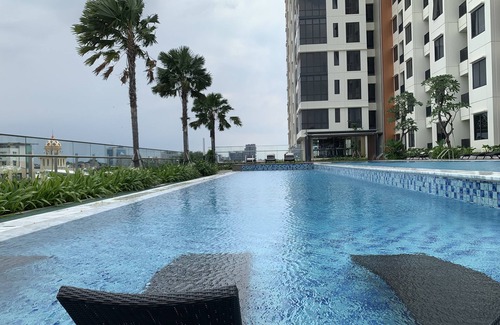 Grogol Utara Apartment | Elegant 2Br Suite with Pool at Permata Hijau Apartments