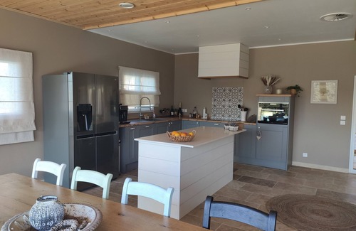 Mollans-sur-Ouveze House | Comfortable Retreat with Breathtaking Views of Mont Ventoux
