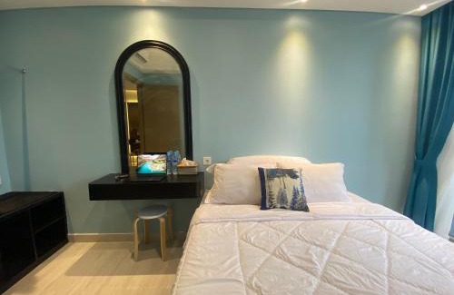 Pantai Indah Kapuk Apartment | Cozy Private Room at Goldcoast PIK with Ocean View & Pool