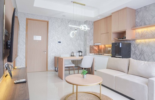 Mampang Prapatan Apartment | Modern 2Br Apartment on 26th Floor at Samara Suites