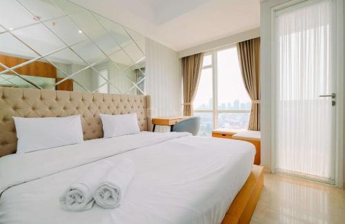 Gondangdia Apartment | Modern Studio Menteng Park Apartment with Pool Access