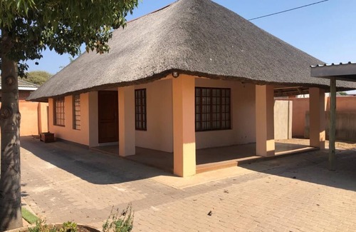 Ramotswa House | Cozy Retreat with Pool and Family-Friendly Amenities