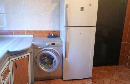Ajloun Governorate Apartment | Cozy Retreat: Pet and Child Friendly Apartment Escape