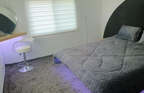 Ajloun Governorate Apartment | Cozy Retreat: Pet and Child Friendly Apartment Escape