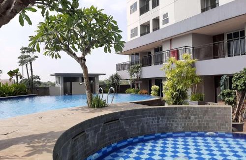 Serpong Apartment | Comfort and Relax Studio at Parkland Avenue Apartment By Travelio