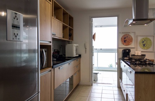 Asturias Apartment | Peaceful Retreat with Ocean View and Spa Amenities