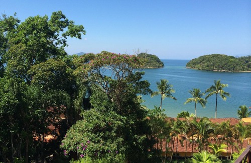 Angra dos Reis House | Unmatched Comfort and Services on the Costa Verde
