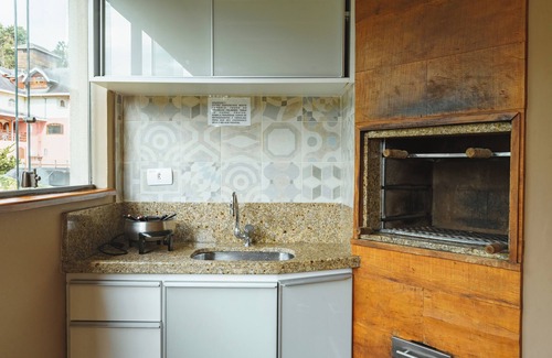 Campos do Jordao Apartment | COMFORT AND SOPHISTICATION, 7 MINUTES WALK FROM BADEN-BADEN FOR 10 PEOPLE