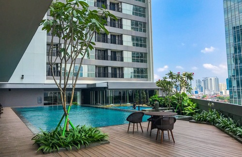 Semanggi Apartment | Cozy Studio Retreat at Ciputra World 2 with Pool Access