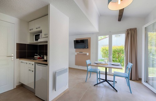 La Napoule Apartment | Discover Zenitude Hôtel - Résidences with Oceanfront Views