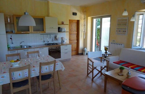 Rupoli Apartment | Idyllic "Giardino" Apartment with Pool and Ocean Views