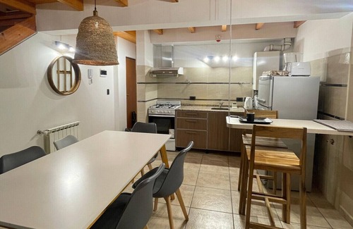 10 de Diciembre Apartment | Bright Duplex in Bariloche with Family-Friendly Amenities