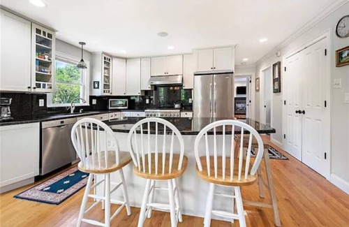 Little Compton House | Experience Comfort and Beauty Near Little Compton Beach