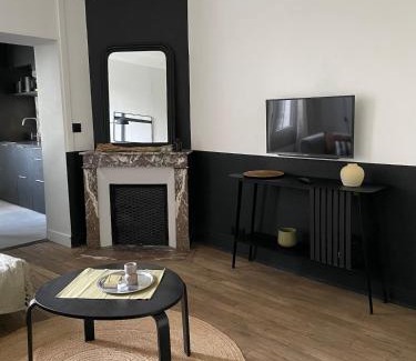 Orleans Apartment | Comfort & Design Apartment in Orléans