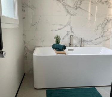 Orleans Apartment | Comfort & Design Apartment in Orléans