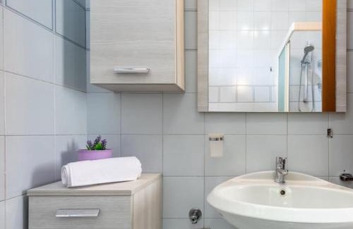 Vicenza Apartment | Convenient Comfort Flat Vicenza with On-Site Parking
