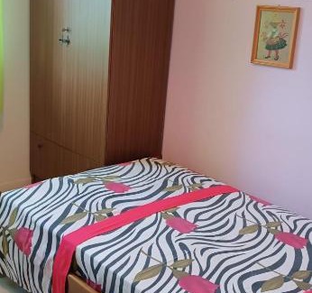 Giannitsa Apartment | Unmatched Comfort: Child-Friendly Stay with 10/10 Rating