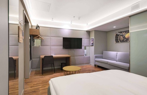 Aviapolis Hotel | Convenient Comfort Hotel Xpress Helsinki Airport Awaits