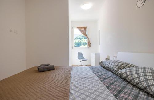 Clusone Apartment | Pet-Friendly Comfort House in Centro with 9.7/10 Rating