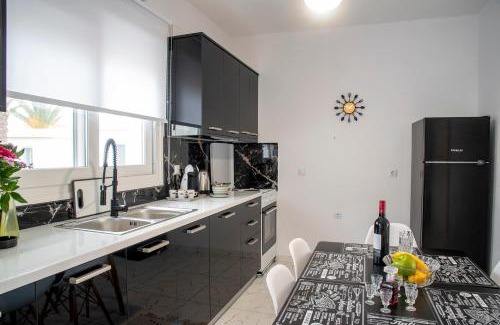 Palekastro Apartment | Oceanfront Comfort House Mimosa 2: Guest Rated 9.8/10