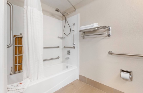 Pacific Hotel | Comfort Inn Arcata: Ideal Stay in the Humboldt Area