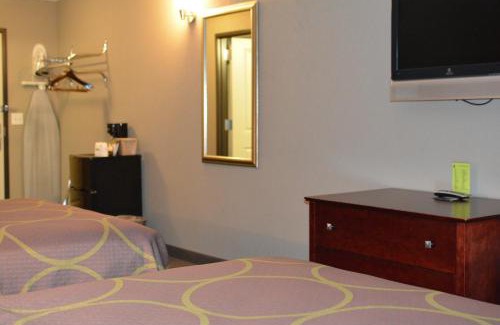 Bonner Springs Hotel | Inviting Comfort Inn Bonner Springs in Kansas City