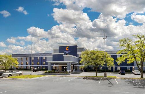 Bourbonnais Hotel | Convenient Comfort Inn Bourbonnais with Pool & Breakfast