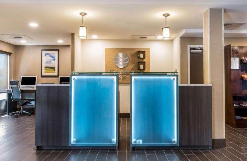 Scotland Hotel | Comfort Inn: Pet-Friendly Stay with Breakfast & Kitchen