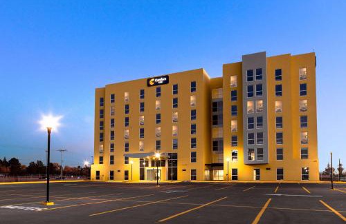 Delicias Hotel | Impressive Comfort Inn Delicias with Family-Friendly Amenities