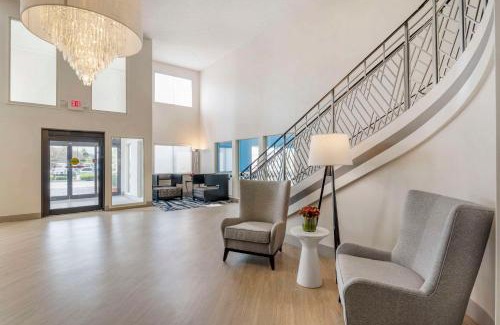 Edinburgh Hotel | Pet-Friendly Comfort Inn near Indiana Premium Outlets