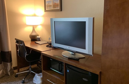 Franklin Hotel | Cozy Comfort Inn Franklin on Highway 96 with Breakfast