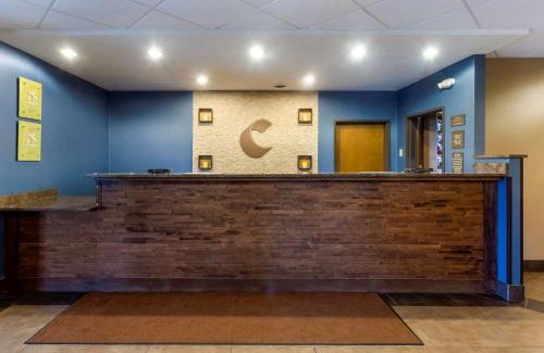 Hammond Hotel | Relax at Comfort Inn Hammond I-94 with Oceanfront Pool